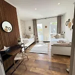 Grosse & Sauna & 4 Badezimmer Netflix Apartment Petershagen