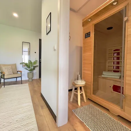 Grosse & Sauna & 4 Badezimmer Netflix * Petershagen