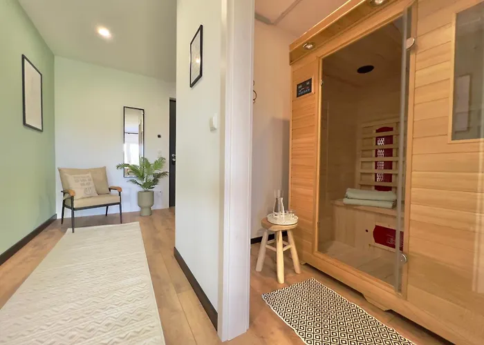 Grosse & Sauna & 4 Badezimmer Netflix * Petershagen