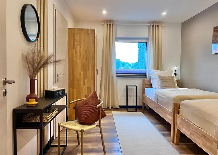 Grosse & Sauna & 4 Badezimmer Netflix