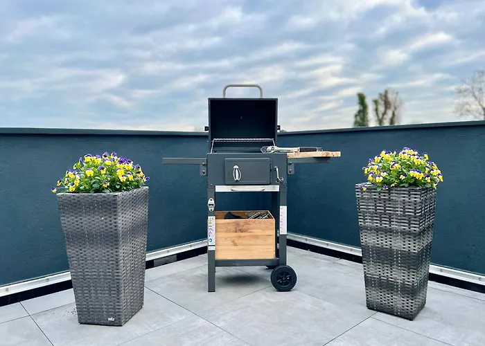 Grosse & Sauna & 4 Badezimmer Netflix *